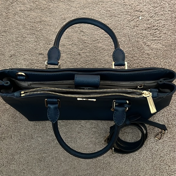 Michael Kors purse - Picture 4 of 8